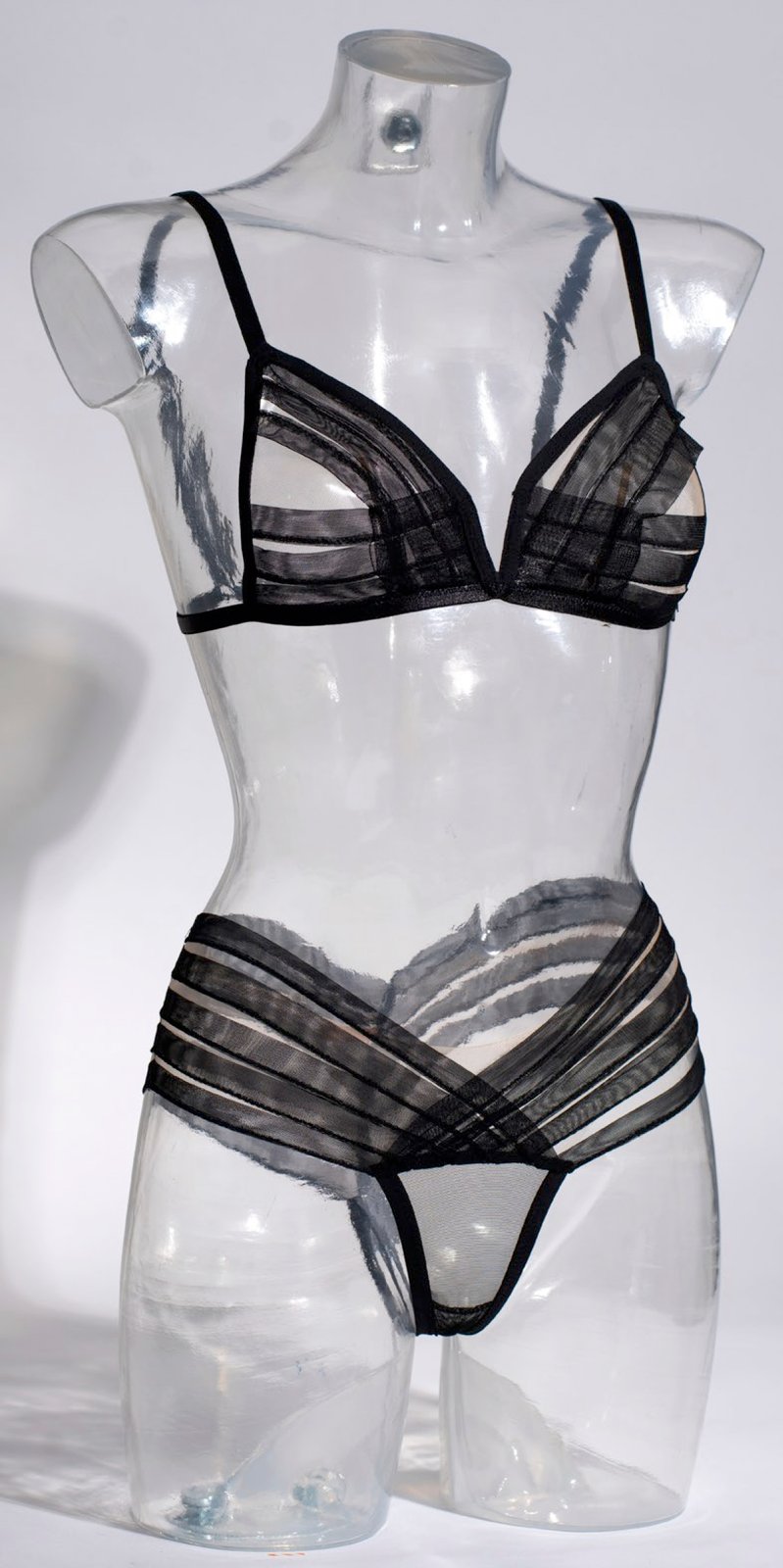 Linguine Bra Isosceles Lingerie